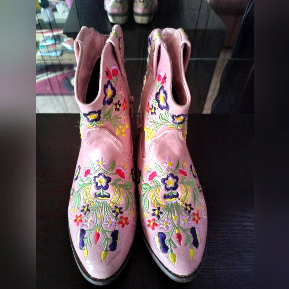 Girls Pink Floral Embroidered Cowgirl Boot